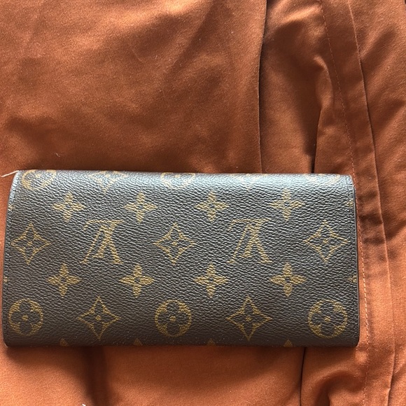 Louis Vuitton Dark Brown Monogram Wallet - Picture 2 of 3